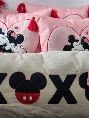 Disney Pink Mickey Heart Toss Pillow Set with Red Tassels 5 Pillows